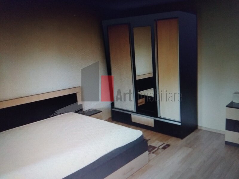 Drumul Taberei, Moghioros, garsoniera.